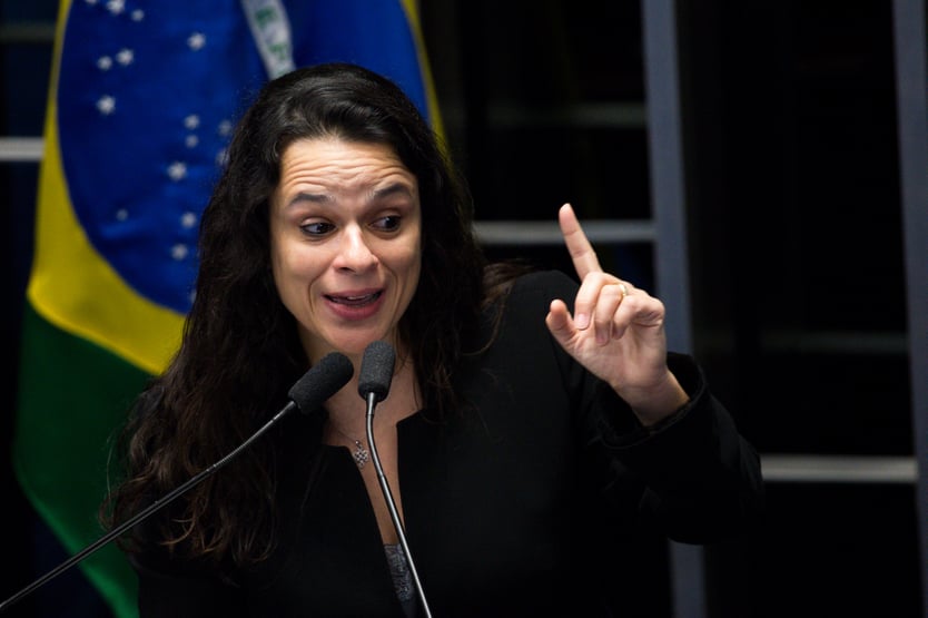 Janaina: “Só Alcolumbre tem poder para conter o presidente do STF”