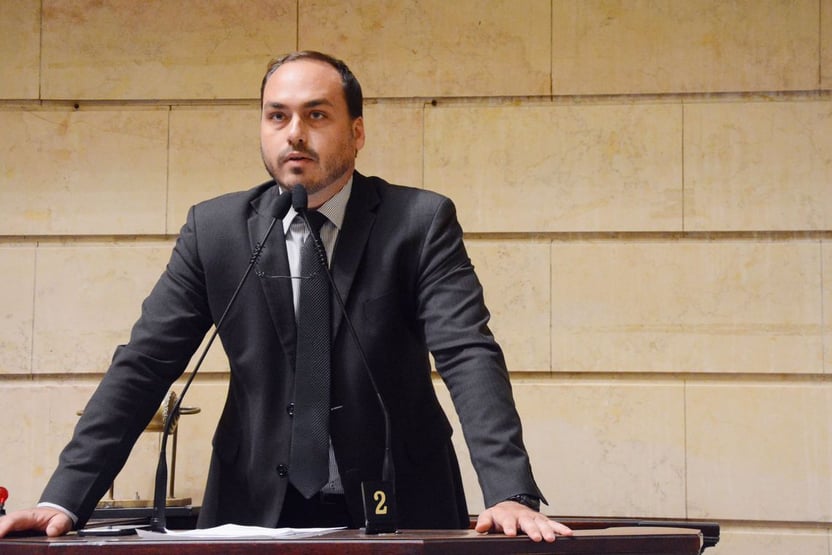 Quem é Carlos Bolsonaro?