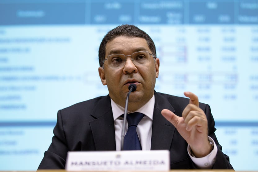 Ciro Nogueira sondou Mansueto para a vaga de Guedes