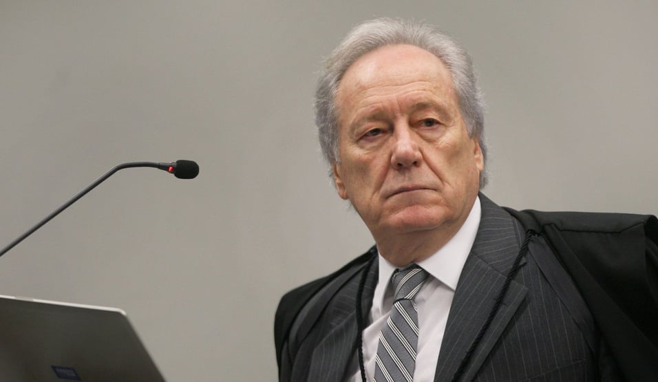 Lewandowski vota contra julgamento sobre Lula no plenário do STF