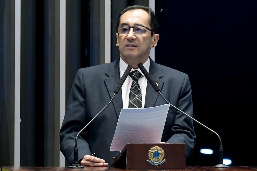 “O que esses 171 querem é dinheiro para as campanhas”, diz Kajuru, sobre golpe do fundão