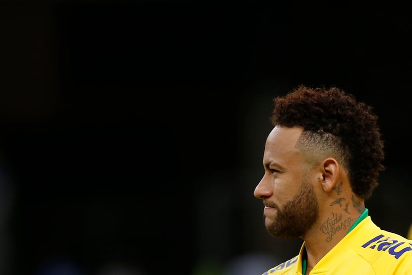 Entidade feminista expulsa advogada que aceitou defender Neymar