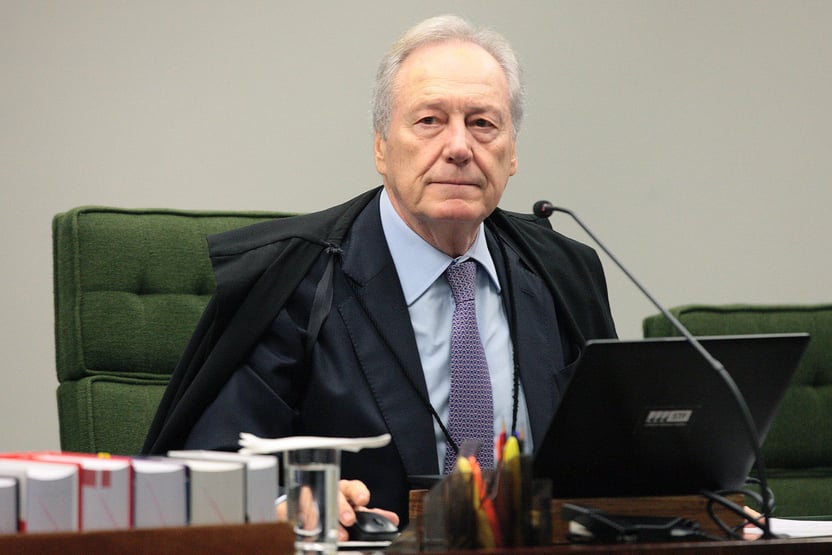 Lewandowski rejeita ação de Hang contra deputado petista