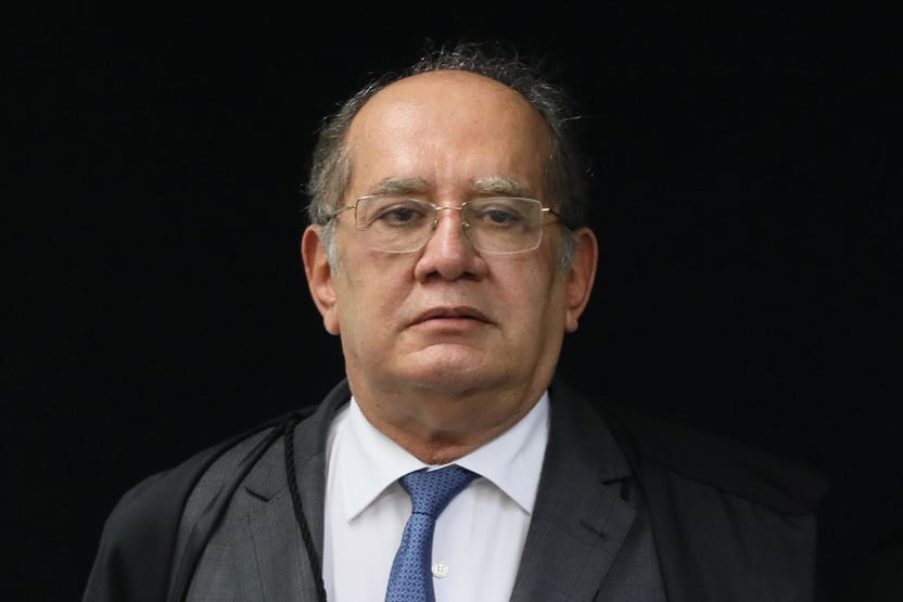 Bolsonaro demite indicado de Gilmar em Itaipu