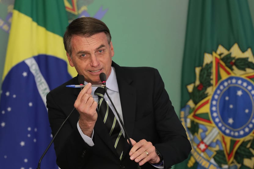 Bolsonaro deve vetar trecho do pacote que altera Lei de Improbidade