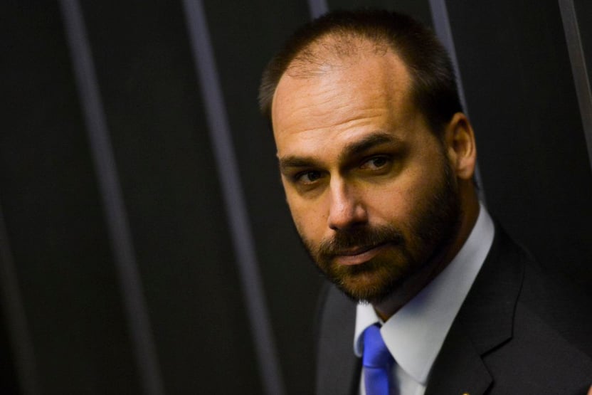 Eduardo Bolsonaro vai furar fila