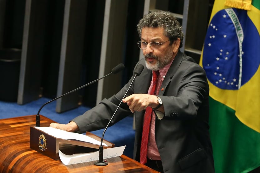 Paulo Rocha assume lideran&ccedil;a do PT no Senado | O Antagonista
