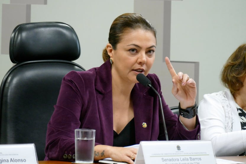 Senadora não aceita ir a Palmas em voo da FAB