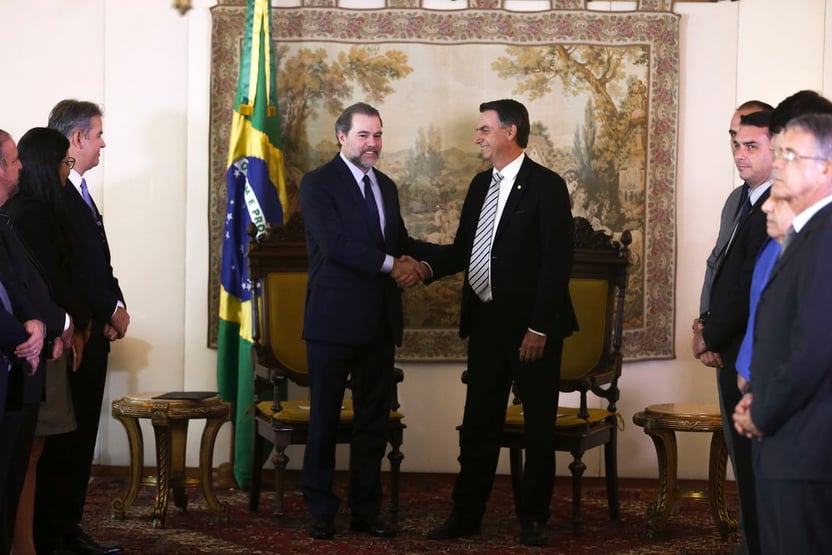 Bolsonaro é aconselhado a buscar Toffoli para minimizar fala de Weintraub