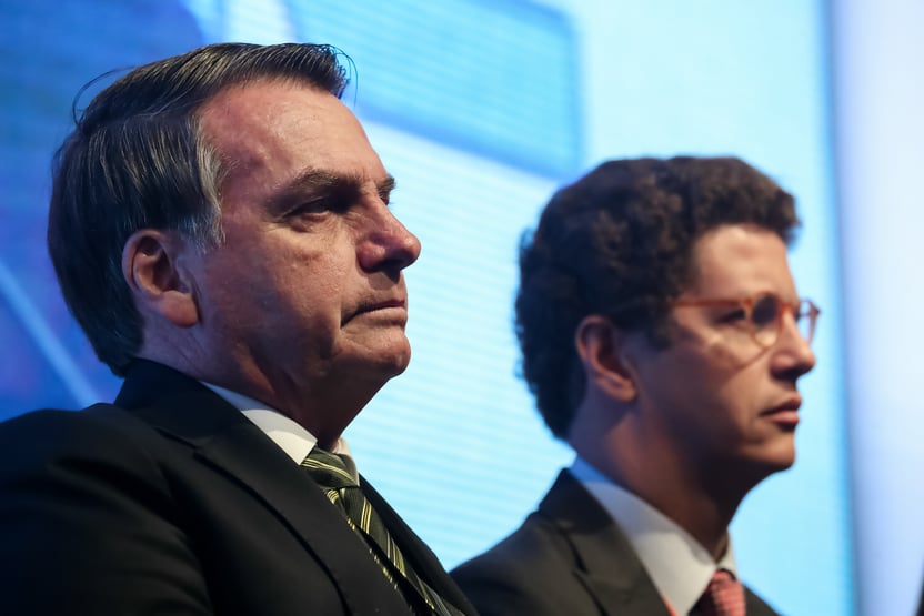 Diretoria da PF ameaçou renúncia coletiva, diz revista