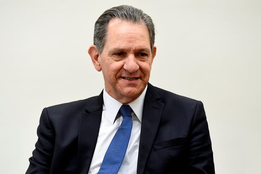 Com Covid-19, presidente do STJ vai a hospital em Brasília