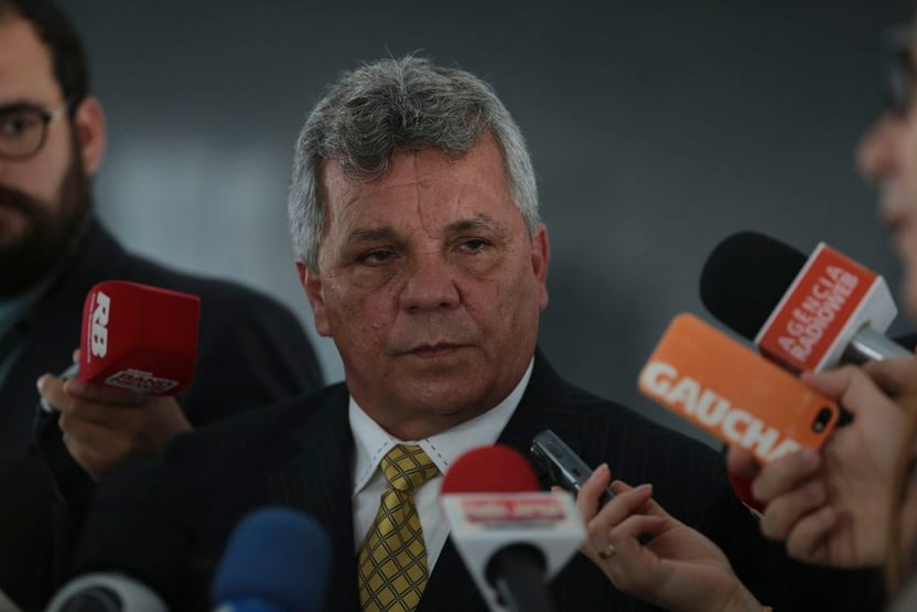 “Filiação ao PL acaba com discurso de Bolsonaro contra Centrão”