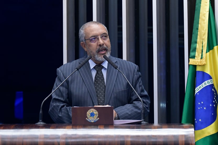 Senado aprova projeto que classifica injúria racial como racismo