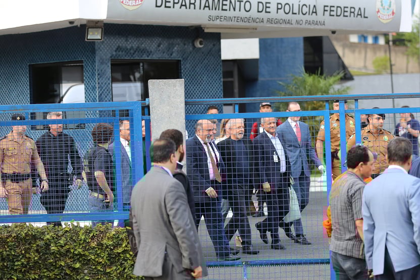 Lula: “Quando você falar que o PT roubou, diga quem roubou”