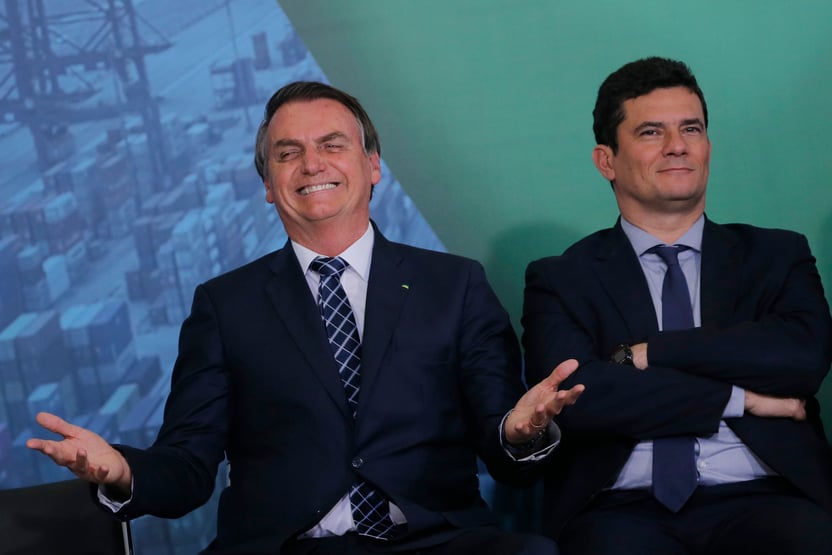 Bolsonaro comemora queda nos assassinatos