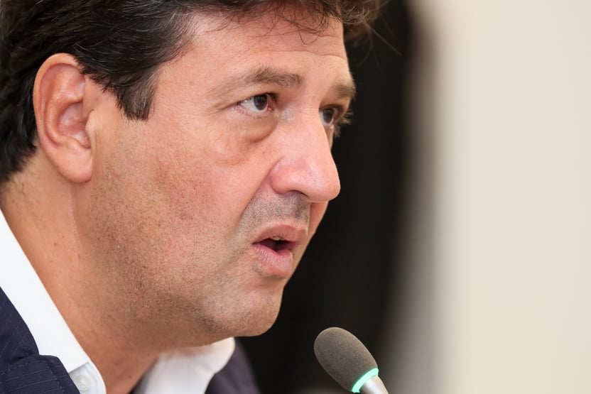 Mandetta: “Brasil acordando para a falácia do dilema economia x saúde”