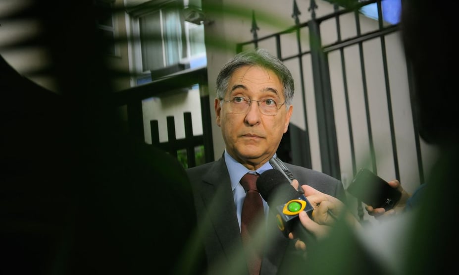 Fernando Pimentel quer ser deputado