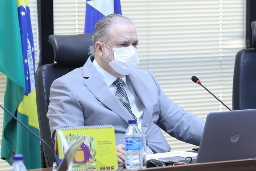 Impasse trava proposta de Aras para substituir forças-tarefa