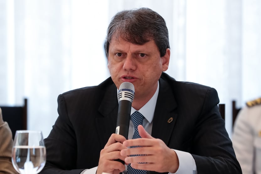 Bolsonaro confirma Tarcísio como pré-candidato ao governo de São Paulo