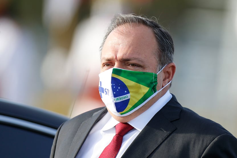 Para Pazuello, entrevista coletiva não é trabalho