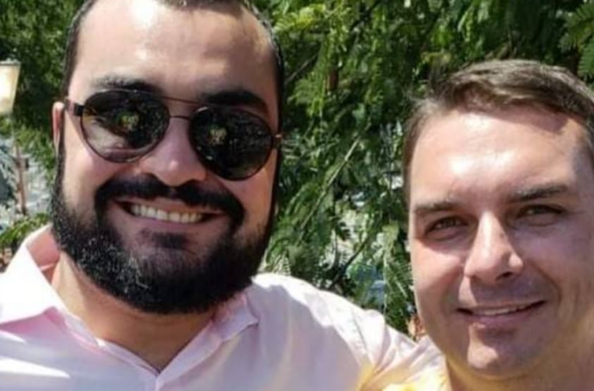 Na Caixa de Pedro Guimarães, ex-advogado de Flávio Bolsonaro teve aumento salarial de 367%