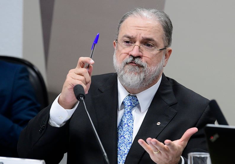 Ao STF, Aras defende manutenção de orçamento secreto