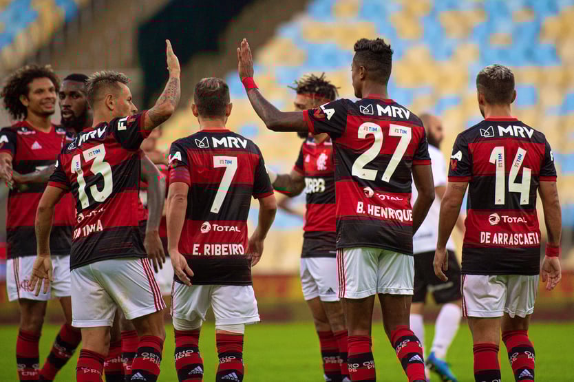 Governadores vão ao Uruguai para final da Libertadores