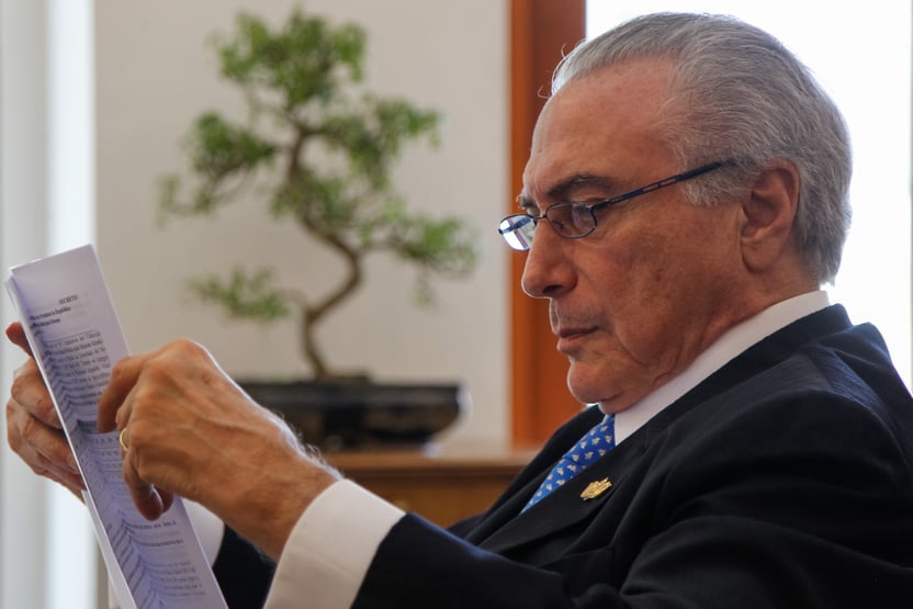 Temer rebate ataque de Lula à reforma trabalhista