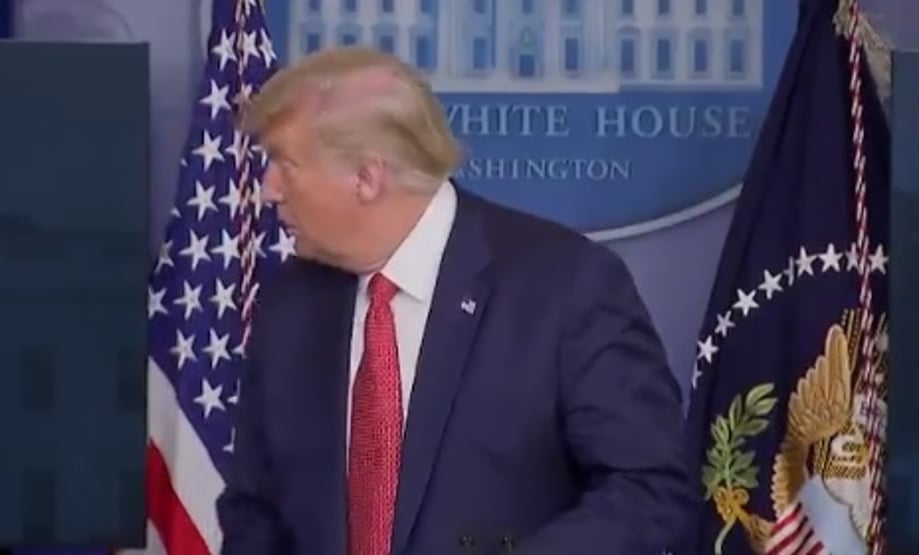 Vídeo: tiros perto da Casa Branca fazem Trump interromper coletiva