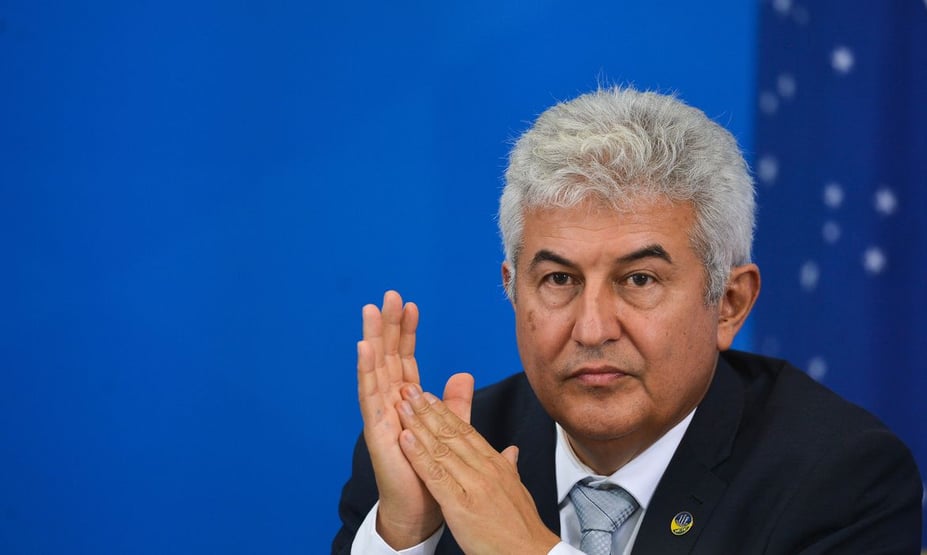 Pontes: “É a primeira vez que sou chamado de burro, Guedes deve estar confuso”