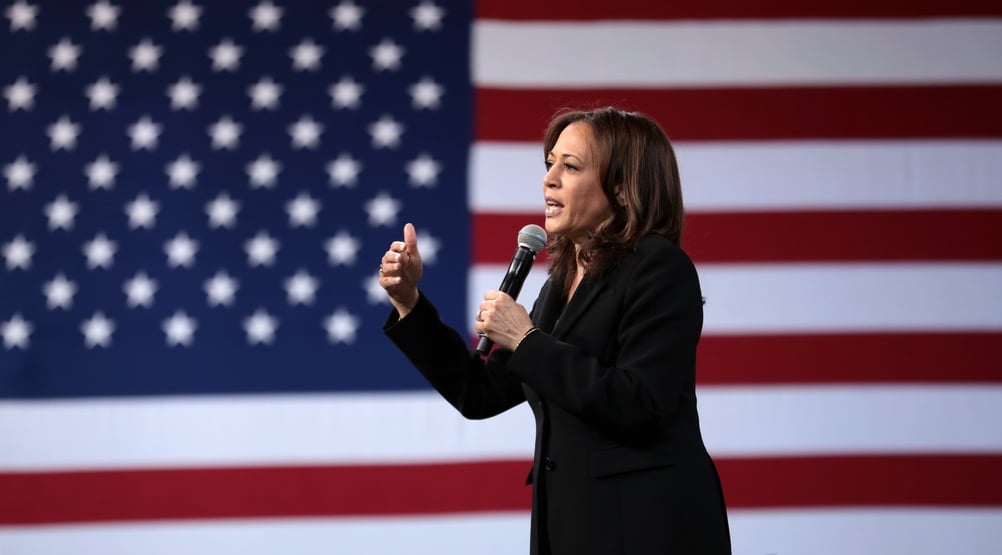 Na Polônia, Kamala desconversa sobre envio de caças à Ucrânia