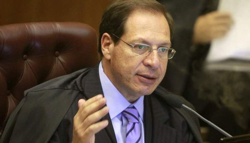 Campanha por próxima vaga no STF já começou
