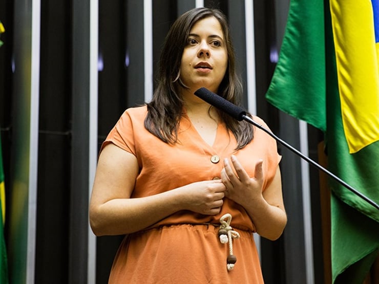 “O governo apresentou essa PEC por uma única razão: se chama Datafolha”