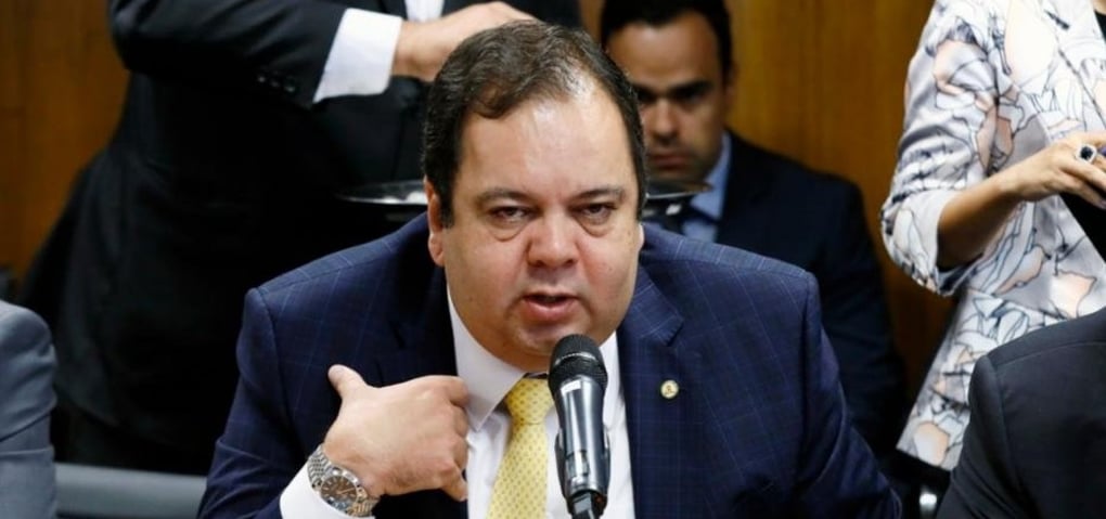 O DEM já é quase um PSL