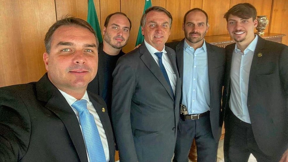Bolsonaro nas mãos do STF