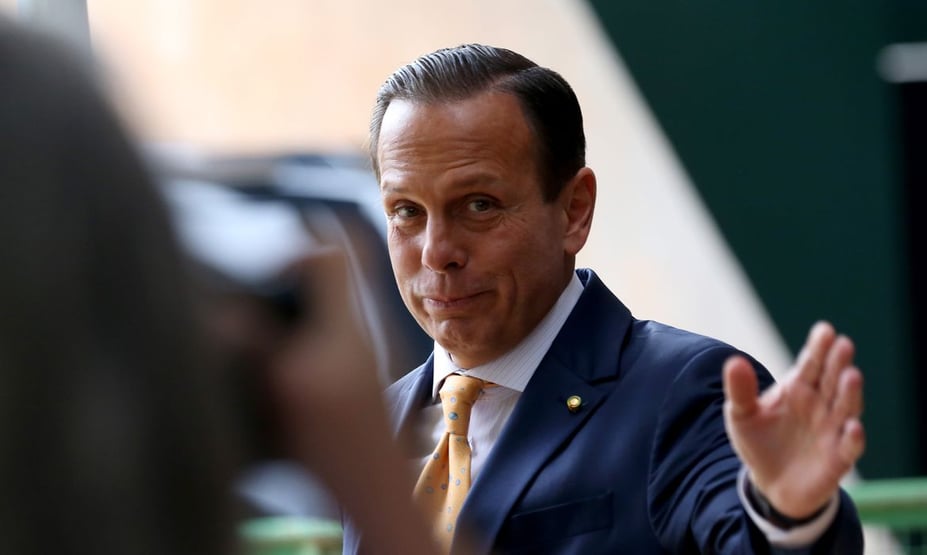 João Doria força amizade