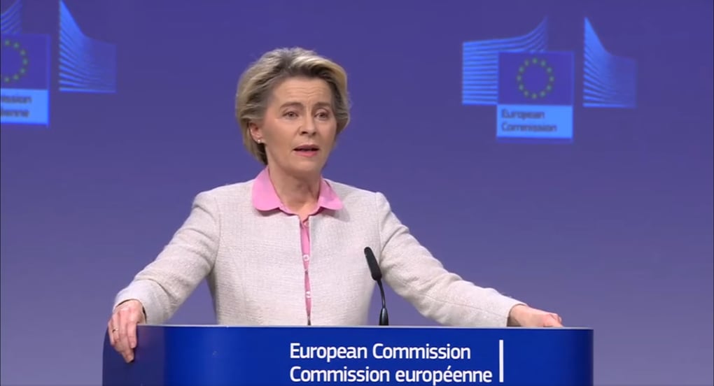 Presidente da Comissão Europeia defende discussão sobre vacinação obrigatória