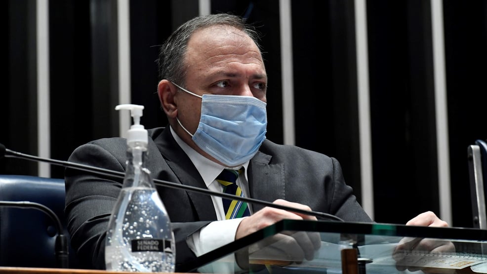 Pazuello agiu com irresponsabilidade criminosa, diz presidente do Conselho Nacional de Saúde