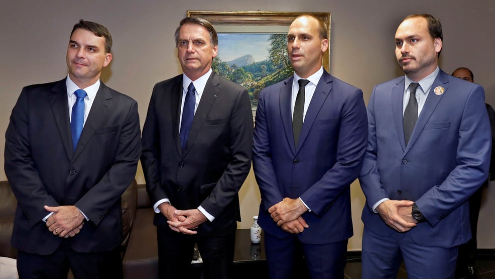 Líder bolsonarista defende o nepotismo (sem o menor constrangimento)