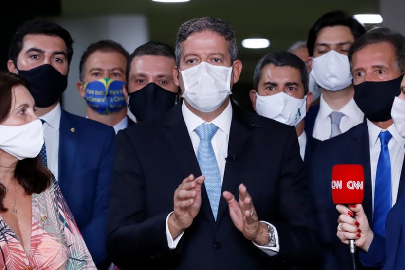 Após cancelar eleição da Mesa Diretora, Lira marca novo pleito para 18h
