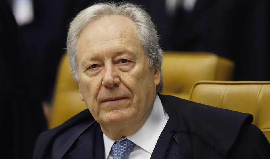 Lewandwoski diz que presidente deve usar rede social “com responsabilidade”