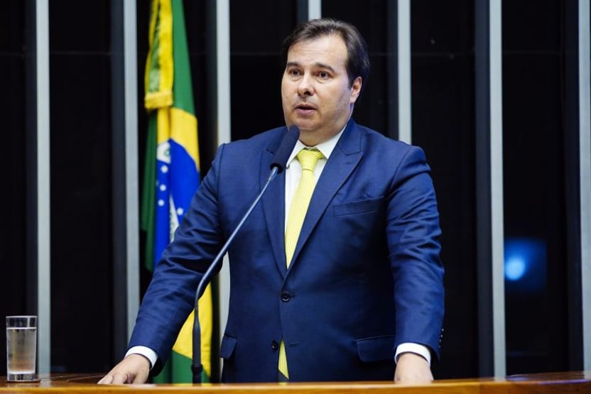 Maia: “Vossa Excelência não está em Alagoas”; Lira: “Não estou também no morro do Rio”