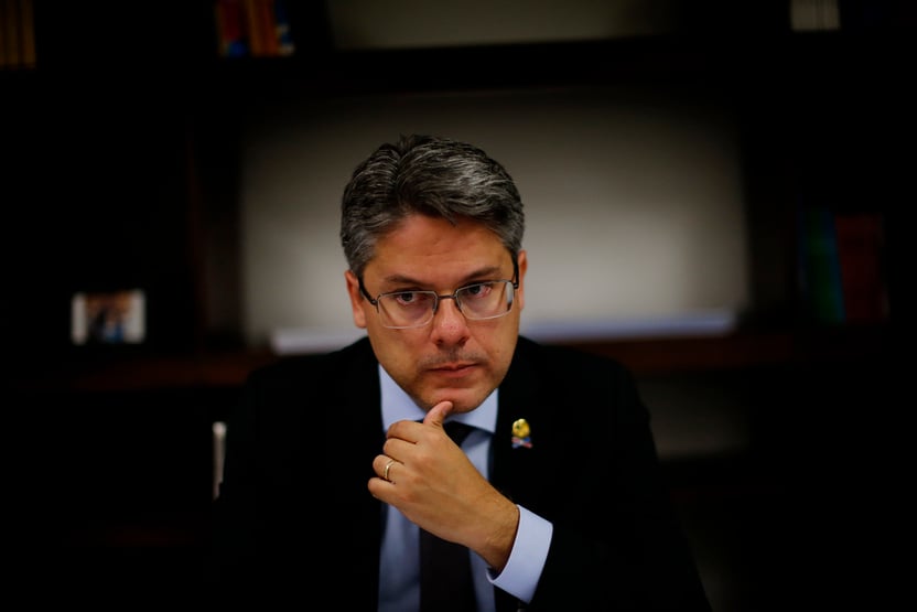 Vieira: “O país não pode ficar preso no cercadinho mental de Bolsonaro”