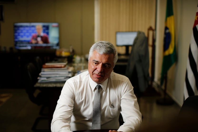 Como Bolsonaro se apropriou do projeto de um senador morto