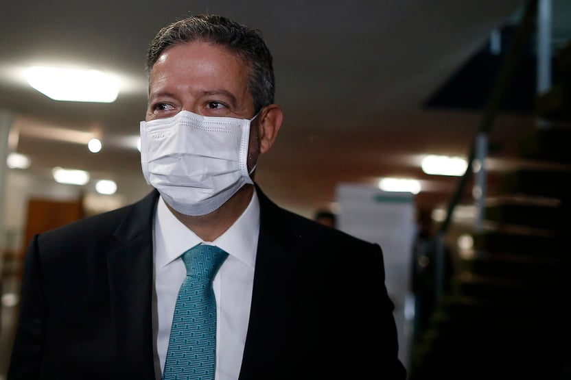 Lira diz que Senado pode “aprimorar” PEC dos Precatórios