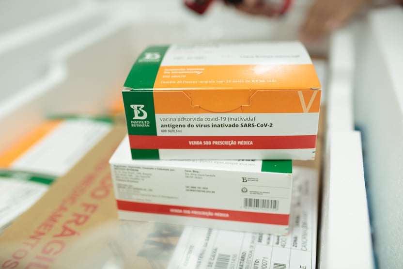 Anvisa recebe pedido de autorização da Coronavac para menores