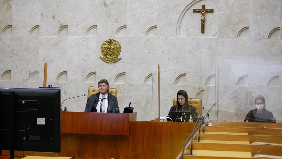 9 x 2 – Supremo permite proibição de cultos e missas durante a pandemia