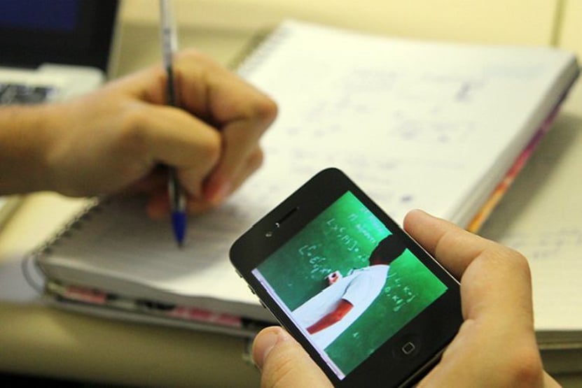 Secretários de Educação criticam Bolsonaro por vetar auxílio internet a estudantes