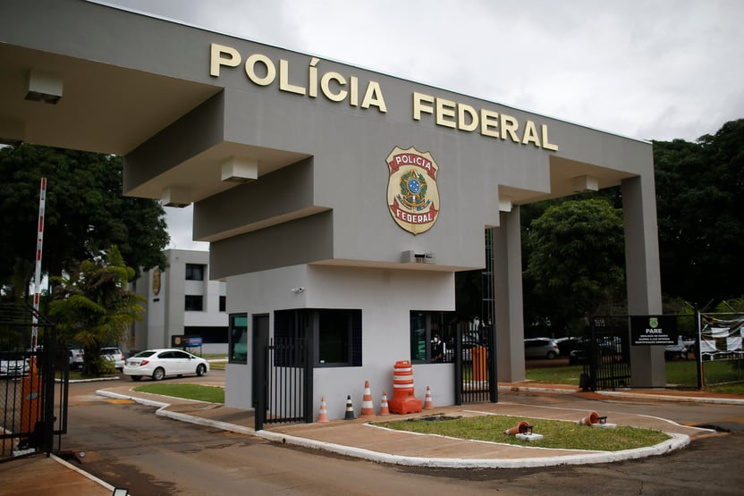 Ajudante de ordens de Bolsonaro presta depoimento à PF sobre vazamento de inquérito do TSE