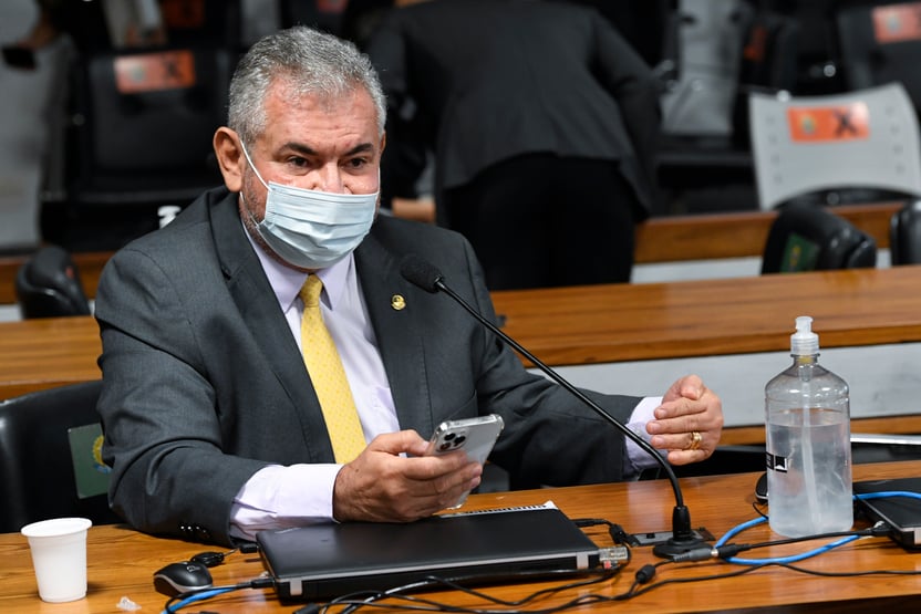Relator do PL das Fake News no Senado acredita que proposta será aprovada antes das eleições